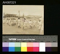 藏品(臺灣全島聯合運動會黑白照片)的圖片